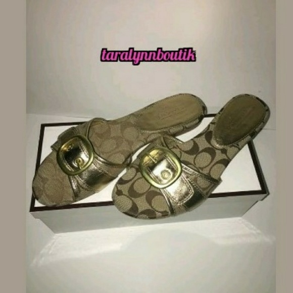 Coach Shoes - 👡Coach Signature Slides👡